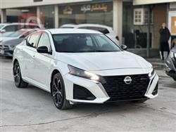 نيسان ألتيما